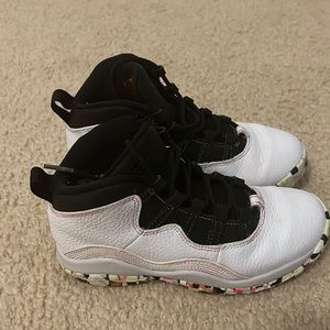 Girls Jordan 10 Retro Size 1